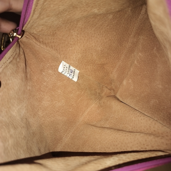 Casa Lopez Piramid Pebbled Leather Bag. - Picture 9 of 15